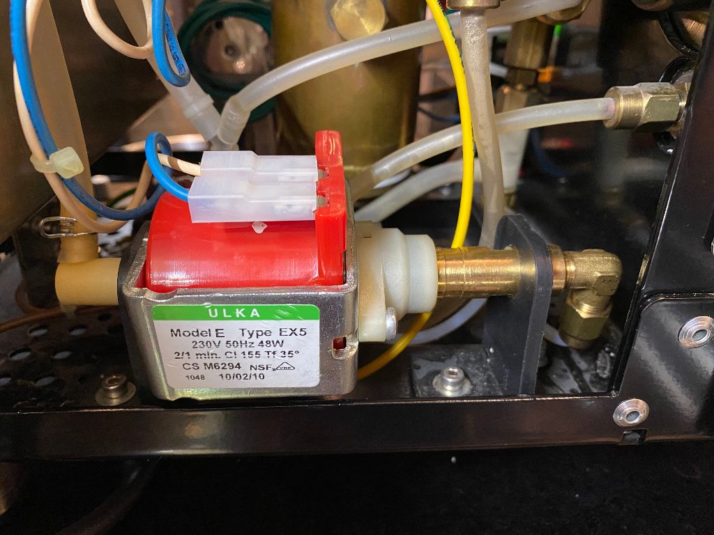 Pumpe ulka ex5 230V - wie erhöht oder senkt man den Druck?